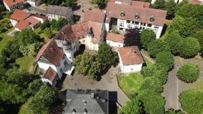 Schloss Nidda - FeWo mit Privatgarten, Fellnasen willkommen!